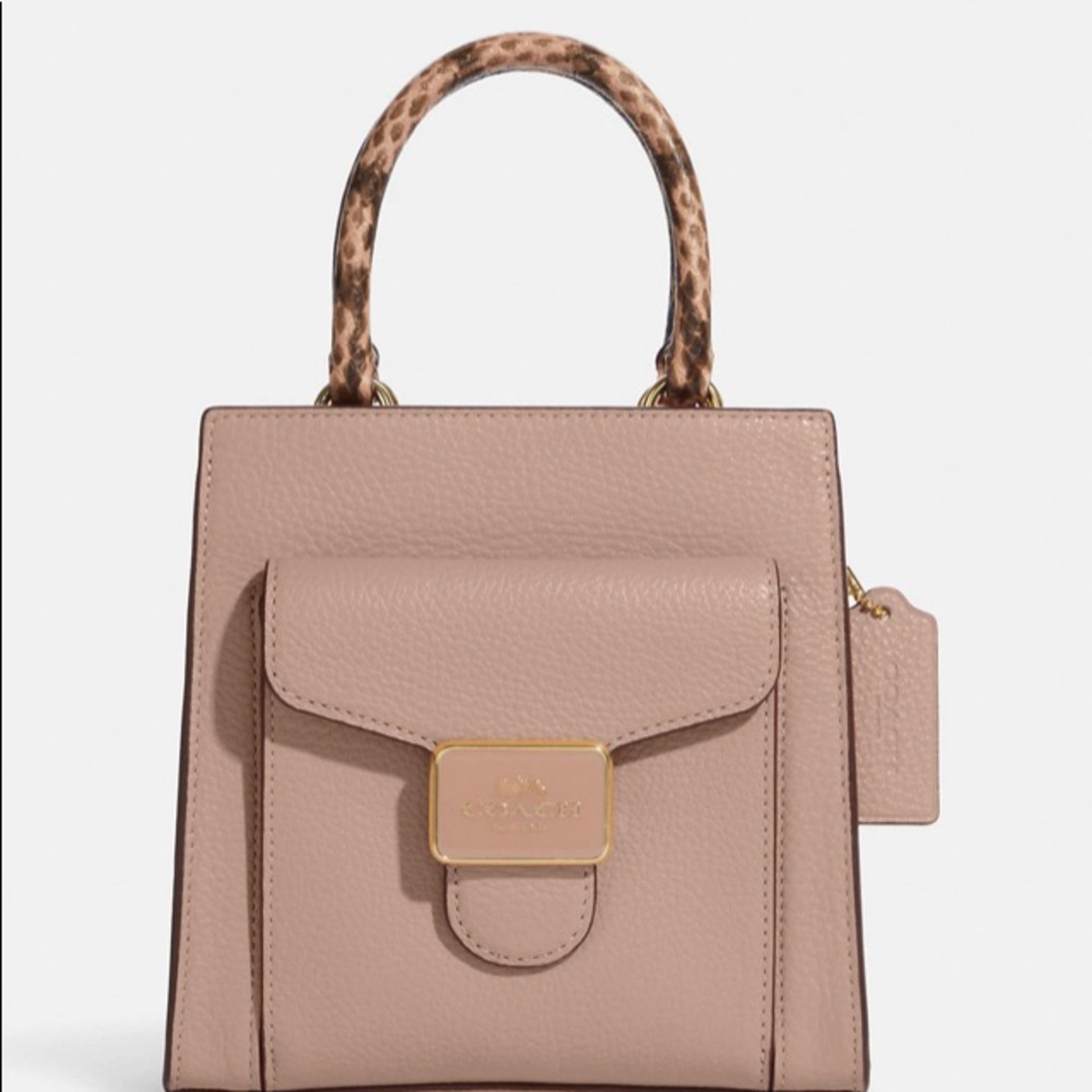 ❌❌SOLD❌❌Coach Mini Pepper Crossbody - Picture 1 of 4